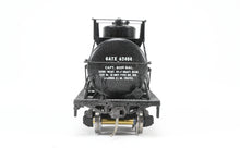 Load image into Gallery viewer, HO Brass Lambert Various Roads 10,000 Gallon Type 103 Tank Car Custom Painted GATX - General American Tank 62404