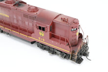 Load image into Gallery viewer, HO Brass Oriental Limited N&W – Norfolk & Western EMD GP9 1750 HP Late Version w/48" Fans and Dynamic Brakes CP