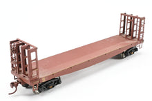 Load image into Gallery viewer, HO Brass U.S. Hobbies Various Roads Bulkhead Beveled Floor Pulpwood Flatcar Custom Painted NO BOX