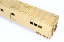 Load image into Gallery viewer, HO Brass Hallmark Models Various Roads Pullman Troop Kitchen Car - Late Run