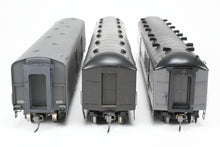 Load image into Gallery viewer, HO Brass CON TCY - The Coach Yard SP - Southern Pacific OWL Circa 1960 10-Car Train Pro-Painted