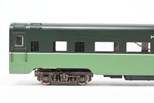 Load image into Gallery viewer, HO Brass Balboa NP - Northern Pacific Coach Factory Painted
