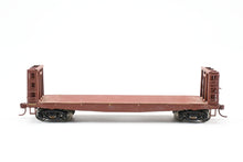 Load image into Gallery viewer, HO Brass U.S. Hobbies Various Roads Bulkhead Beveled Floor Pulpwood Flatcar Custom Painted NO BOX