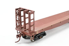 Load image into Gallery viewer, HO Brass U.S. Hobbies Various Roads Bulkhead Beveled Floor Pulpwood Flatcar Custom Painted NO BOX