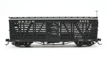 Load image into Gallery viewer, HOn3 Blackstone Models D&RGW - Denver & Rio Grande Western 30' Stock Car No. 5678