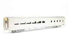 Load image into Gallery viewer, HO Brass Oriental Limited CB&Q - Burlington Route Twin Cities Zephyr Diner 196-197