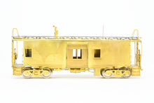 Load image into Gallery viewer, HO Brass OMI - Overland Models, Inc. WP - Western Pacific Steel Bay Window Caboose w/ Roof Walk #426-460 Early Version