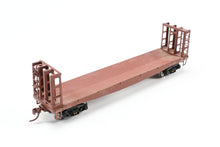 Load image into Gallery viewer, HO Brass U.S. Hobbies Various Roads Bulkhead Beveled Floor Pulpwood Flatcar Custom Painted NO BOX