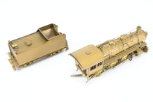 Load image into Gallery viewer, HO Brass Hallmark Models C&NW - Chicago & North Western R-1 4-6-0