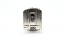 Load image into Gallery viewer, HO Brass Oriental Limited CB&Q - Burlington Route Twin Cities Zephyr Diner 196-197