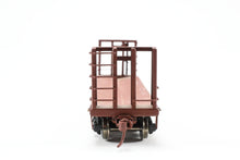 Load image into Gallery viewer, HO Brass U.S. Hobbies Various Roads Bulkhead Beveled Floor Pulpwood Flatcar Custom Painted NO BOX