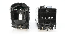 Load image into Gallery viewer, HO Brass Hallmark Models ATSF - Santa Fe 5001 Class 2-10-4 Rebuilt FP #5007 With Commonwealth Tender Trucks