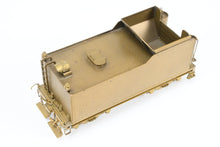 Load image into Gallery viewer, HO Brass Hallmark Models C&NW - Chicago & North Western R-1 4-6-0