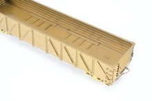 Load image into Gallery viewer, HO Brass Oriental Limited Various Roads - USRA 40' Composite Drop-Bottom Gondola