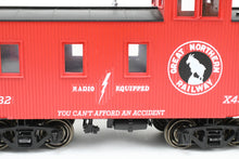 Load image into Gallery viewer, O Brass CON Beaver Creek Model Co. GN - Great Northern Wood Caboose FP #X432 "Collectors Edition"