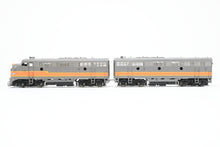 Load image into Gallery viewer, HO Brass Oriental Limited MILW - Milwaukee Road EMD F3A/F3B Ph IV FP Lettered But Un-numbered