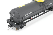 Load image into Gallery viewer, HO Brass Pecos River Brass ATSF - Santa Fe Tk-M Tank Car CP No. 98210