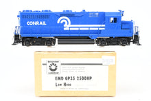 Load image into Gallery viewer, HO Brass Oriental Limited CR – Conrail EMD GP35 2500HP Low Hood FP