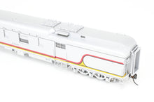 Load image into Gallery viewer, HO Brass CON TCY - The Coach Yard ATSF - Santa Fe 1939-1940 "Valley Flyer" 6-Car Set w/ 4-6-2 Pacific #1369 Factory Painted RARE!