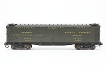 Load image into Gallery viewer, HO Brass PSC - Precision Scale Co. MKT - Missouri Kansas Texas BR Class 53' 6" Reefer Miner Brake System FP