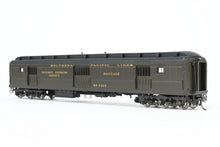 Load image into Gallery viewer, HO NEW Brass TCY - The Coach Yard SP - Southern Pacific HW Horse-Baggage Class 70-BH-3 FP #7226