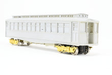 Load image into Gallery viewer, HO Resin Bronze Key Models CRT - Chicago Rapid Transit Metropolitan West Side Elevated Powered Car W/ Brass Trucks REBOXX