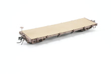 Load image into Gallery viewer, HOn3 Blackstone Models D&RGW - Denver & Rio Grande Western 30’ Flat Car Weathered No. 6013 Weathered
