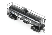 Load image into Gallery viewer, HO Brass W&R - W&R Enterprises SDRX - Sinclair Oil 6,000 Gallon High Walkway Tank Car One Dome CP