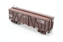 Load image into Gallery viewer, HO Brass CIL - Challenger Imports CB&Q - Burlington Route Class SM-16 36' Stock Car FP No. 59002
