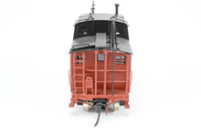 Load image into Gallery viewer, HO Brass Sunset Models PRR - Pennsylvania Railroad Class N5b Steel Cabin Car w/Antenna Pro-Painted