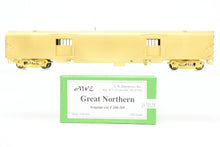 Load image into Gallery viewer, HO Brass A. W. Enterprises GN - Great Northern Streamlined Baggage Car #268-269 (End door Version)