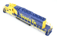 Load image into Gallery viewer, HO Brass E&P Associates ATSF - Santa Fe EMD SD-40-2 w/116'' Nose FP w/Q Fans Later Version
