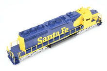 Load image into Gallery viewer, HO Brass E&P Associates ATSF - Santa Fe EMD SD-40-2 w/116'' Nose FP w/Q Fans Later Version