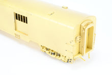 Load image into Gallery viewer, HO Brass A. W. Enterprises GN - Great Northern Streamlined Baggage Car #268-269 (End Door Version)