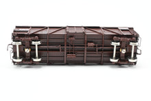 Load image into Gallery viewer, HO Brass CIL - Challenger Imports CB&Q - Burlington Route Class SM-16 36' Stock Car FP No. 59002