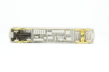 Load image into Gallery viewer, HO Resin Bronze Key Models CRT - Chicago Rapid Transit Metropolitan West Side Elevated Powered Car W/ Brass Trucks REBOXX