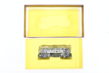 Load image into Gallery viewer, HO Brass W&R - W&R Enterprises SDRX - Sinclair Oil 6,000 Gallon High Walkway Tank Car One Dome CP