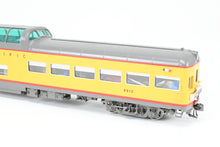 Load image into Gallery viewer, HO Brass CON TCY - The Coach Yard UP - Union Pacific and WAB - Wabash City of St. Louis 10-Car Set Train #9 Westbound FP