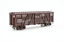 Load image into Gallery viewer, HO Brass CIL - Challenger Imports CB&Q - Burlington Route Class SM-18 36' Stock Car FP No. 56992