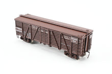 Load image into Gallery viewer, HO Brass CIL - Challenger Imports CB&Q - Burlington Route Class SM-18 36' Stock Car FP No. 56992