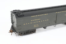 Load image into Gallery viewer, HO Brass PSC - Precision Scale Co. MP - Missouri Pacific BR Class 53' 6" Reefer Miner Brake System FP