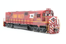 Load image into Gallery viewer, HO Brass Oriental Limited LV - Lehigh Valley C-628 Red Scheme FP and Lightly Weathered No. 640