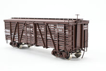 Load image into Gallery viewer, HO Brass CIL - Challenger Imports CB&Q - Burlington Route Class SM-18 36' Stock Car FP No. 56992