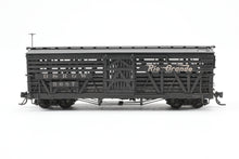 Load image into Gallery viewer, HOn3 Blackstone Models D&RGW - Denver & Rio Grande Western 30' Stock Car Flying Grande No. 5687 Weathered