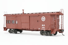 Load image into Gallery viewer, HO Wood Joe G. Collias Scratch Built MP - Missouri Pacific Bay Window Wood Caboose CP in REBOXX