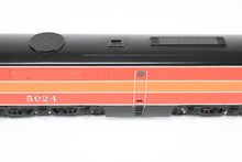 Load image into Gallery viewer, HO Brass Oriental Limited SP - Southern Pacific Alco PA-1/PB-1 Set CP Nos 6005/5924 w/ upgraded Ajin Drives and DCC/Sound