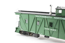 Load image into Gallery viewer, HO NEW Brass NBL - North Bank Line SN - Sacramento Northern Caboose #1632 Square End FP Green