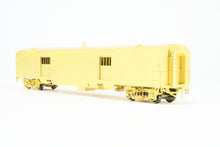 Load image into Gallery viewer, HO Brass A. W. Enterprises GN - Great Northern Streamlined Baggage Car #266-267