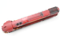 Load image into Gallery viewer, HO Brass Oriental Limited LV - Lehigh Valley C-628 Red Scheme FP and Lightly Weathered No. 640