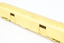 Load image into Gallery viewer, HO Brass A. W. Enterprises GN - Great Northern Streamlined Baggage Car #266-267
